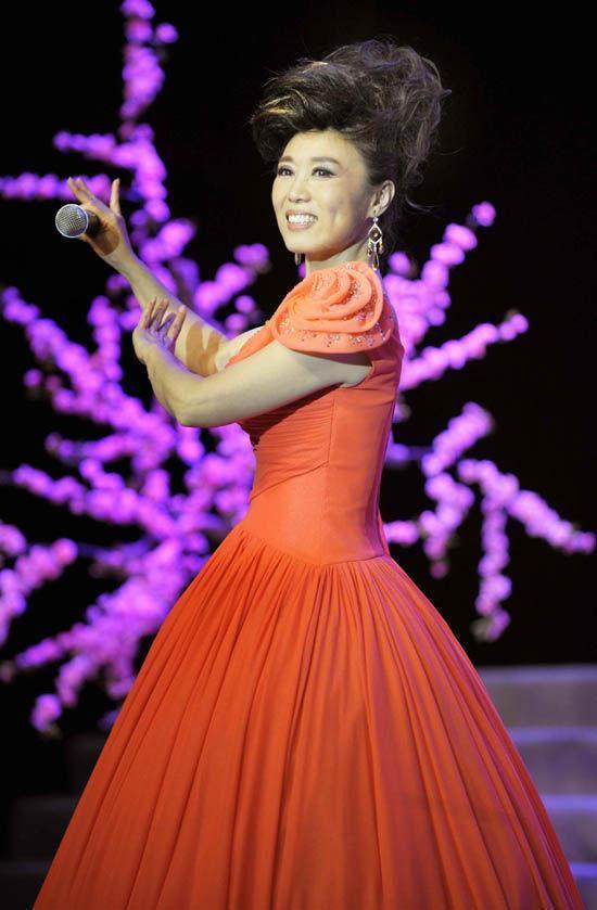 吴琼有几任老公,几段婚姻背后的故事