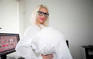 梅拉希尔斯福利视频,揭秘美好生活新选择