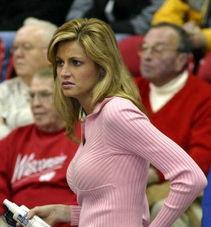 美国裸体新闻在线播放,揭秘美国裸体新闻产业的兴起