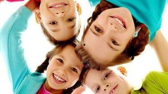 小孩子男女亲嘴视频,揭秘小朋友亲嘴的温馨瞬间