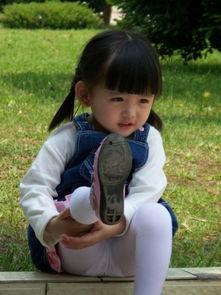 小孩穿丝袜男的图片,童真与时尚的完美融合